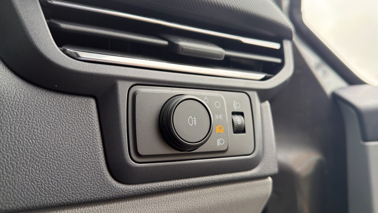 Ford Transit Custom 280 L1 Diesel Fwd 2.0 EcoBlue 136ps H1 Van Limited